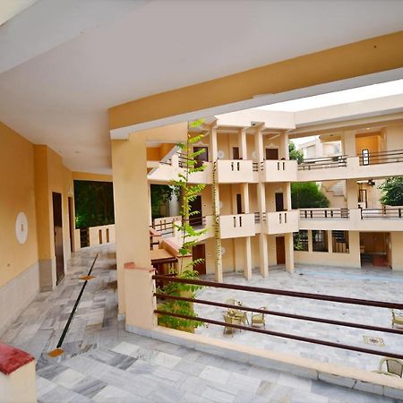 Pride Kadamb Kunj Resort Бхаратпур Экстерьер фото