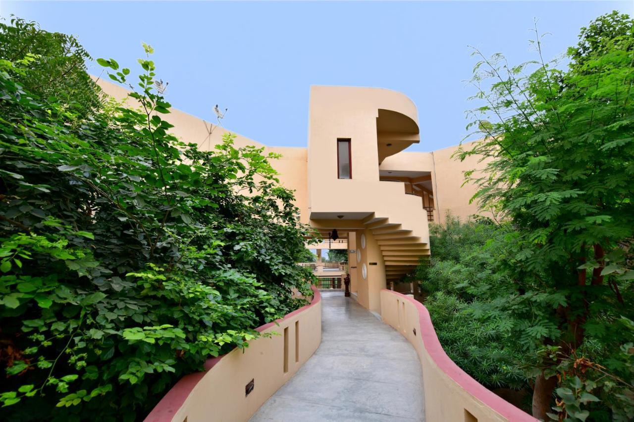 Pride Kadamb Kunj Resort Бхаратпур Экстерьер фото