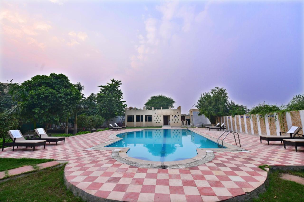 Pride Kadamb Kunj Resort Бхаратпур Экстерьер фото