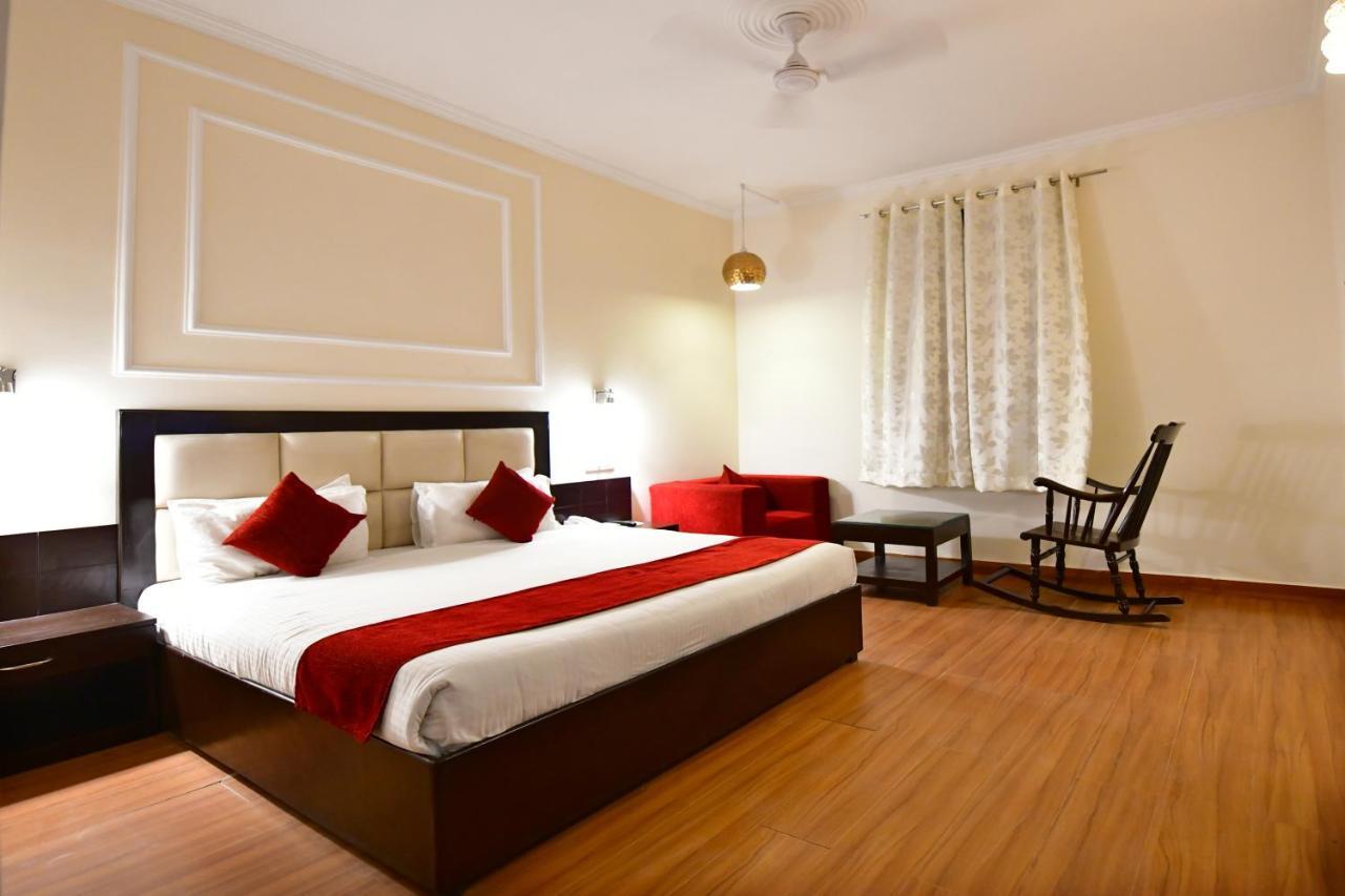 Pride Kadamb Kunj Resort Бхаратпур Экстерьер фото