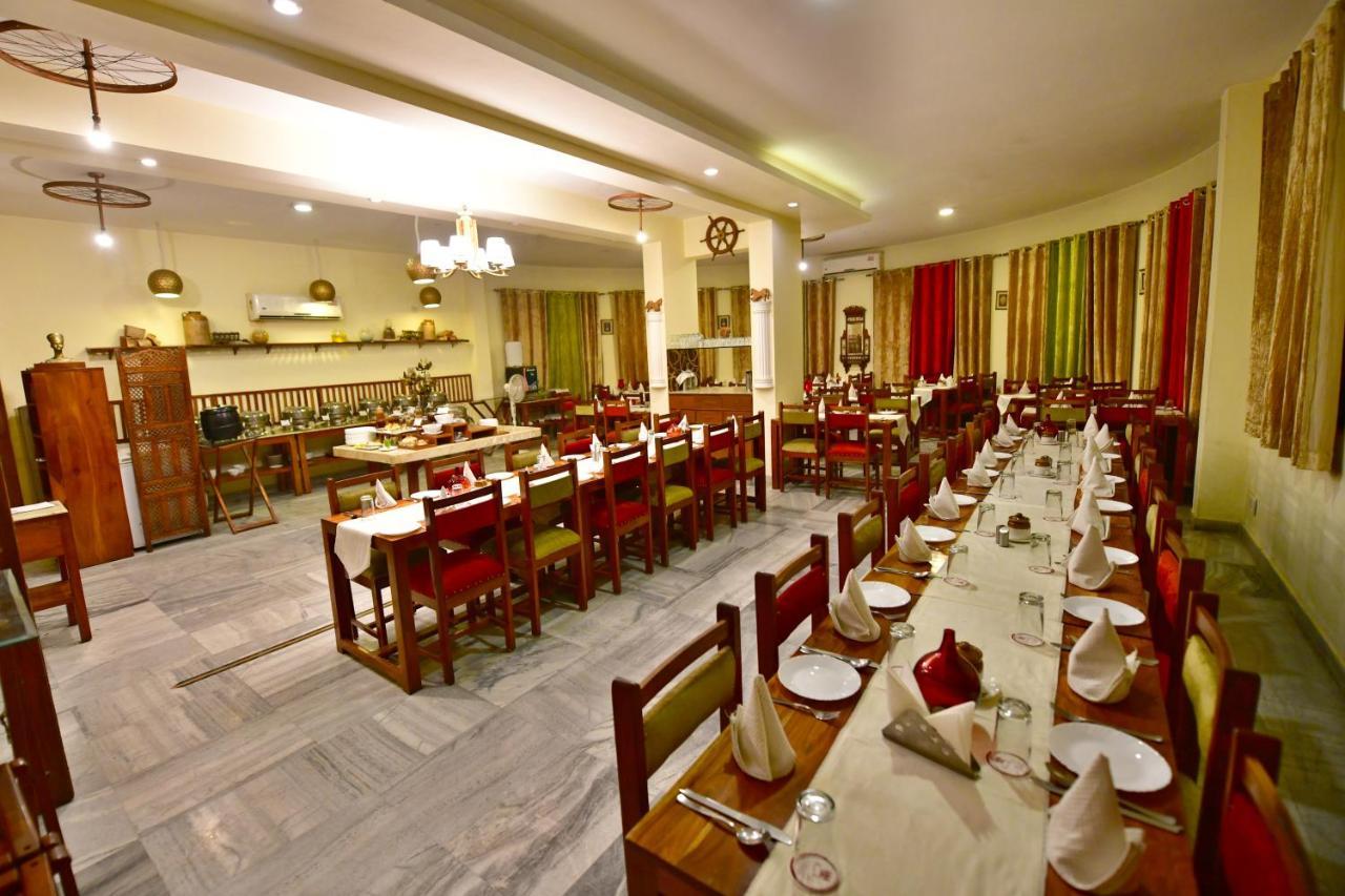 Pride Kadamb Kunj Resort Бхаратпур Экстерьер фото
