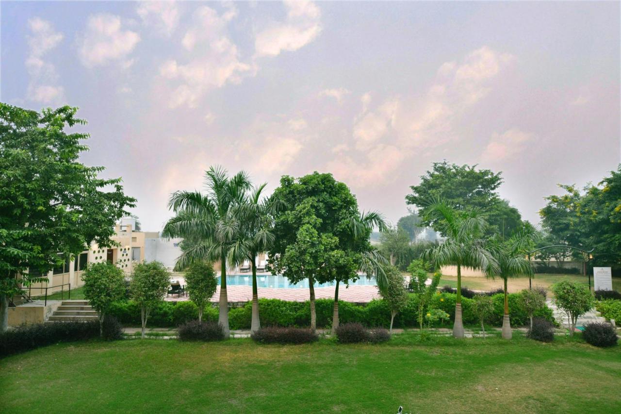 Pride Kadamb Kunj Resort Бхаратпур Экстерьер фото