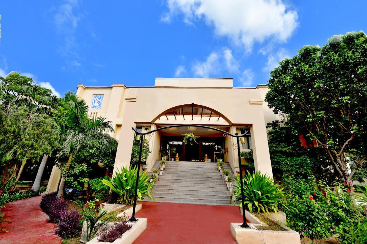 Pride Kadamb Kunj Resort Бхаратпур Экстерьер фото